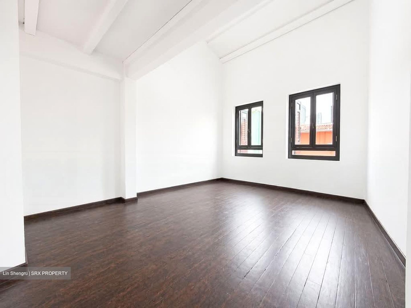 Jalan Pisang (D7), Shop House #550192701